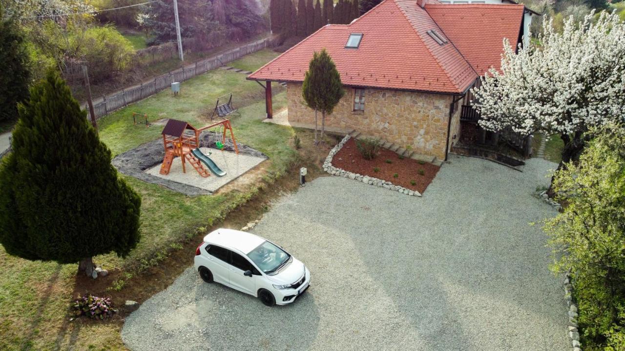 Donauresidenz Apartment Dunabogdany Luaran gambar